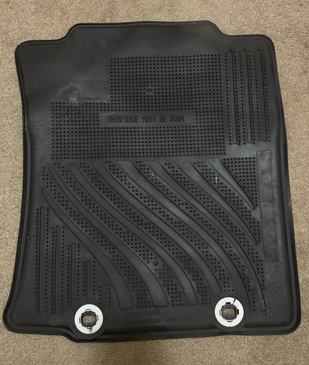 Rubber Toyota Tacoma Front Floor Mats